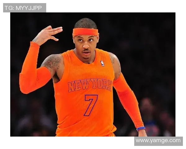 安东尼街头穿搭视频展示时尚与运动结合完美诠释球场外的独特魅力